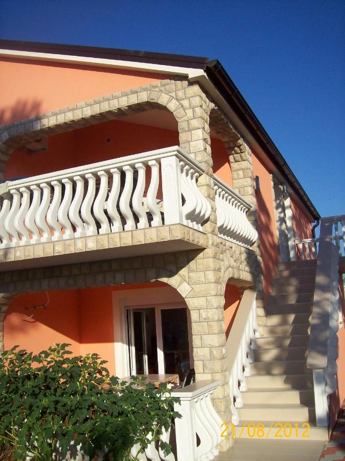 Apartments With A Parking Space Vir - 17422 Exterior foto